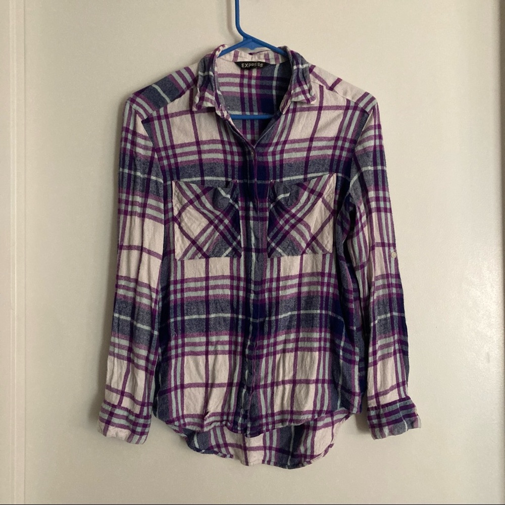 Flannel plaid. Express. Small. Purple and navy. 2 pockets